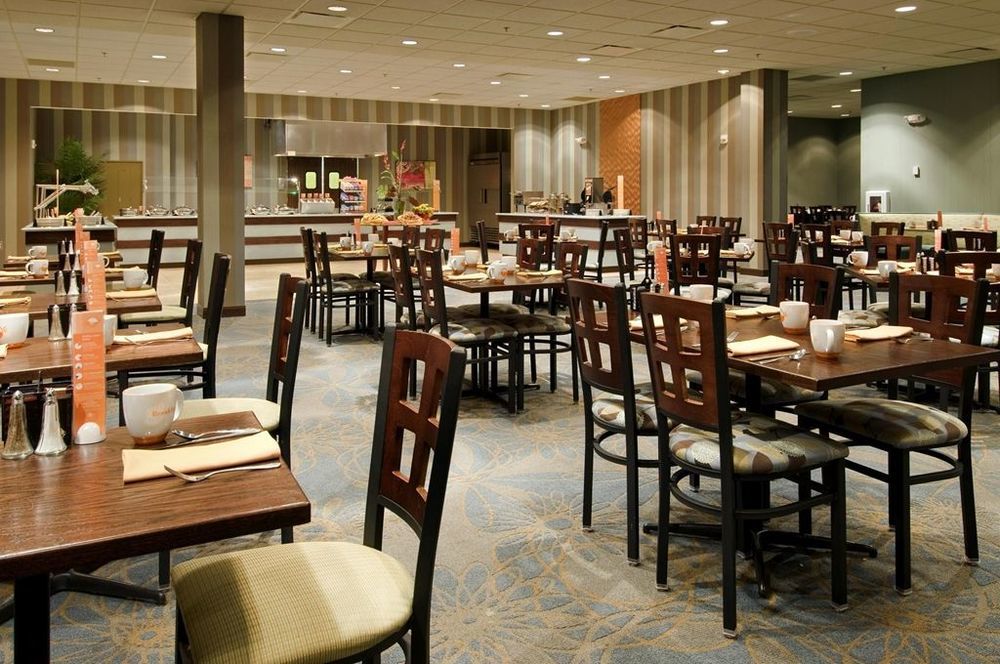 Wyndham Springfield City Centre Hotel Restaurant photo